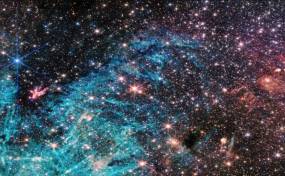 James Webb / Μοναδικό θέαμα με 500.000 άστρα στο κέντρο του γαλαξία μας